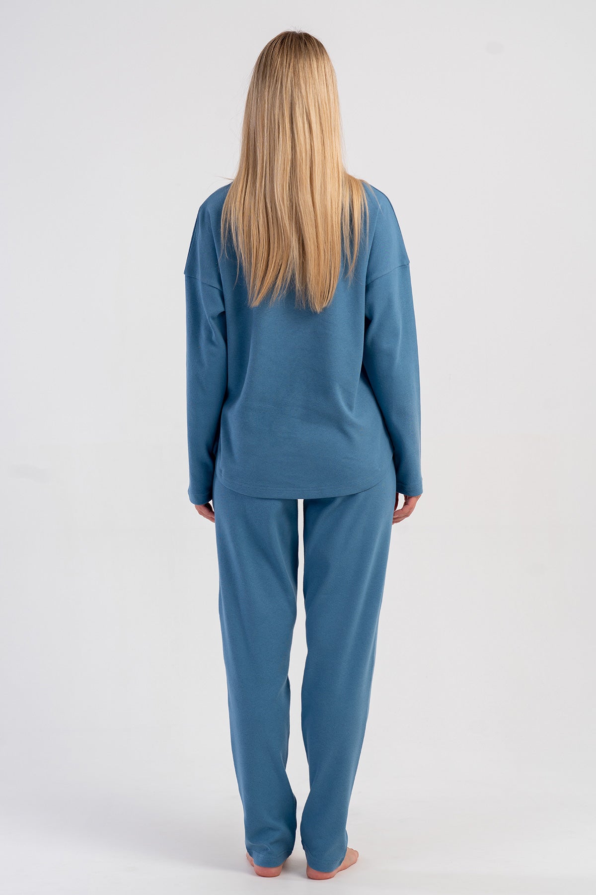 Woman Interlock Sadde Low Shoulder Pyjama Set