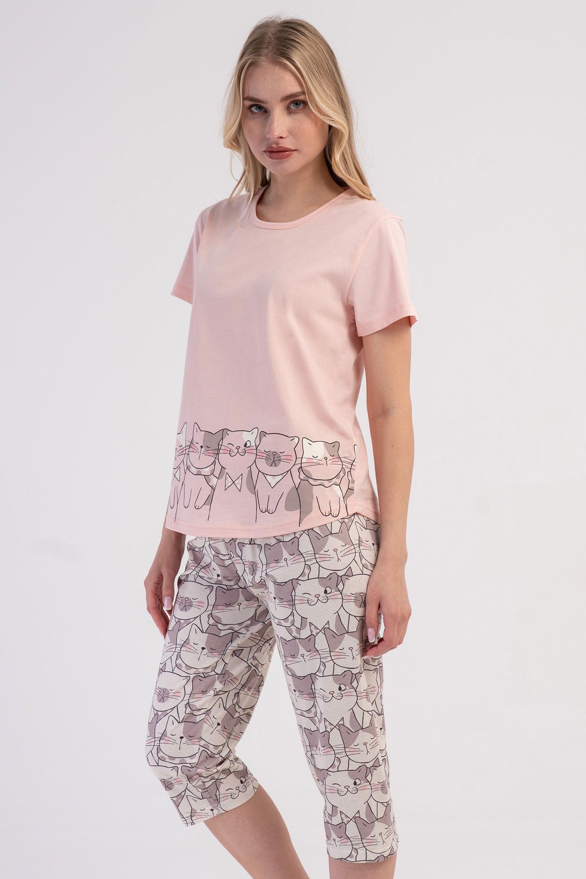 KADIN P.SUPREM O YAKA KISA KOL ETEGI OVAL KAPRI TAKIM