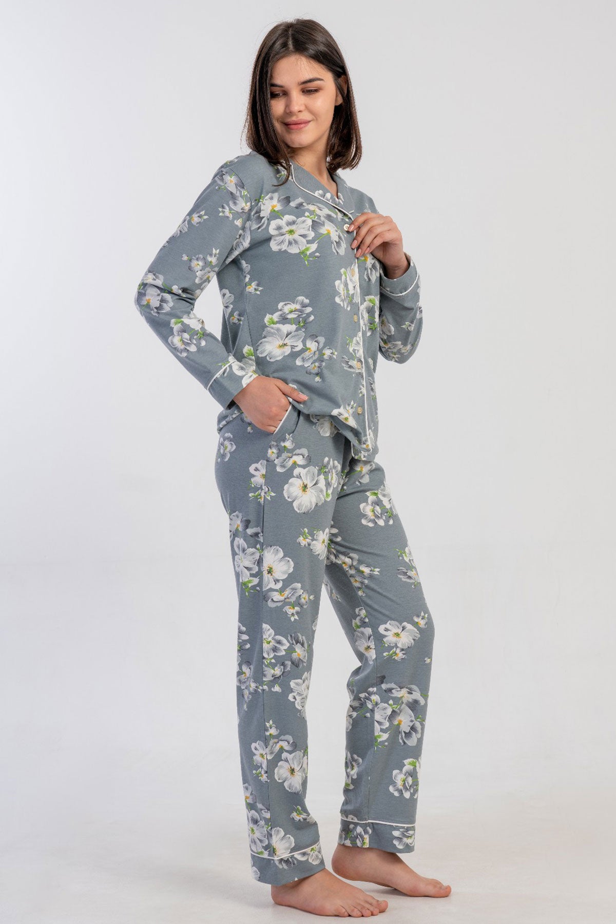 KADIN SUPREM TAMAMI DUGMELI UZUN KOL PIJAMA TAKIM