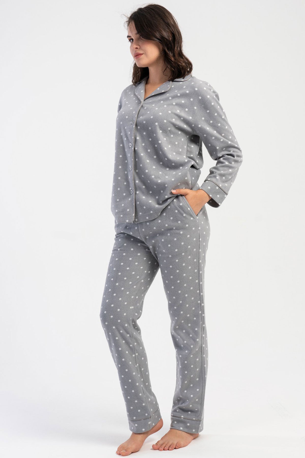 KADIN POLAR TAMAMI DUGMELI UZUN KOL PIJAMA TAKIM