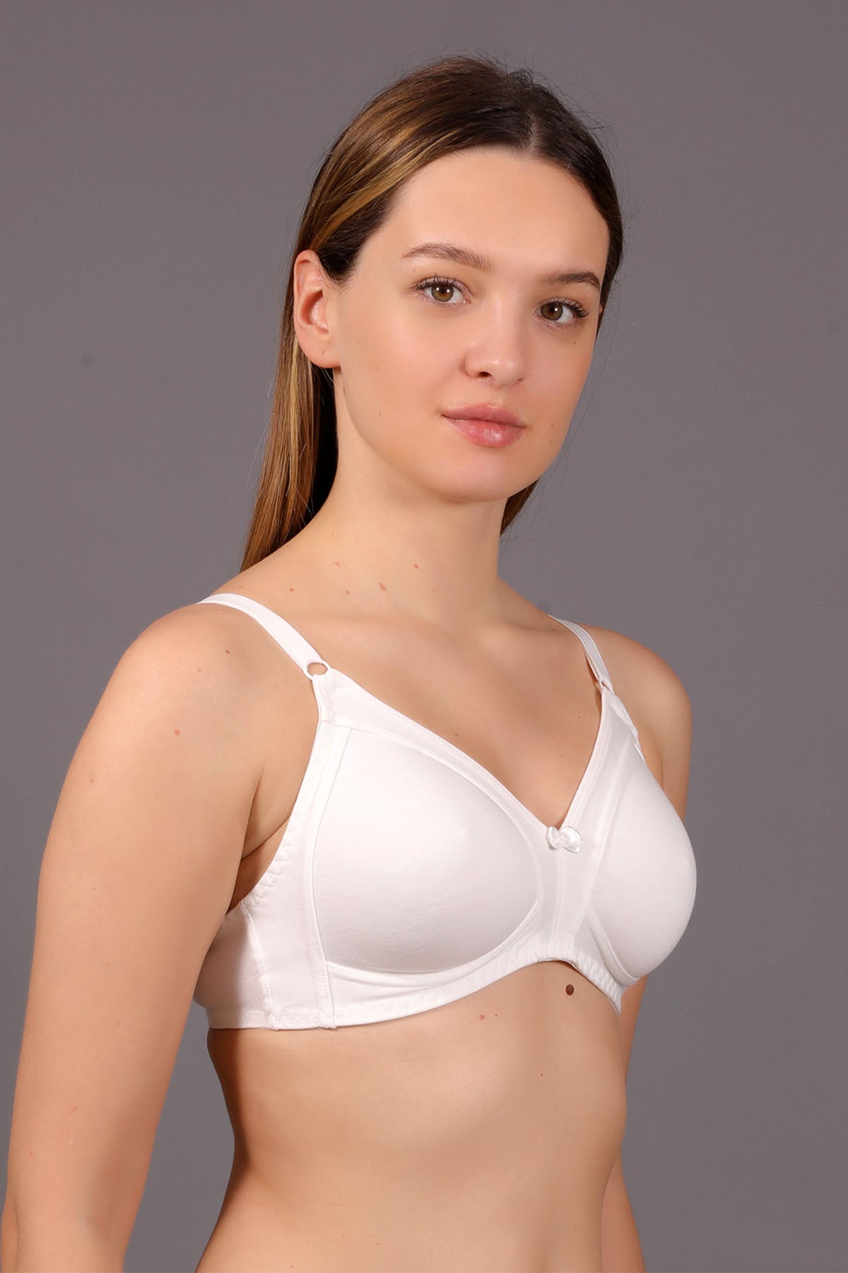 1750-Toparlayıcı Balensiz B Cup Penye Sütyen (Kutulu)