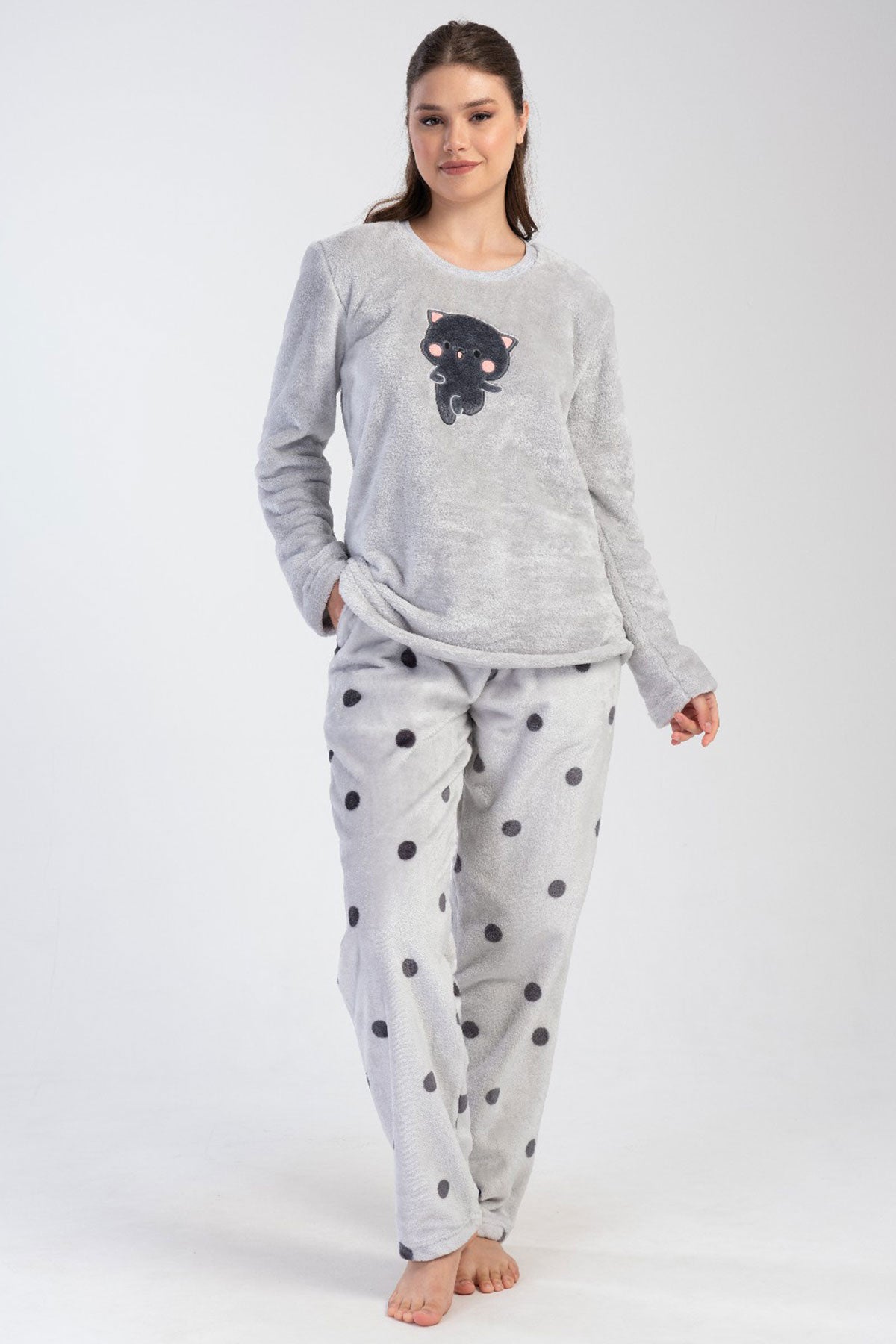 KADIN SOFT XXL O YAKA UZUN KOL ETEGI OVAL CEPLI PIJAMA TAKIM