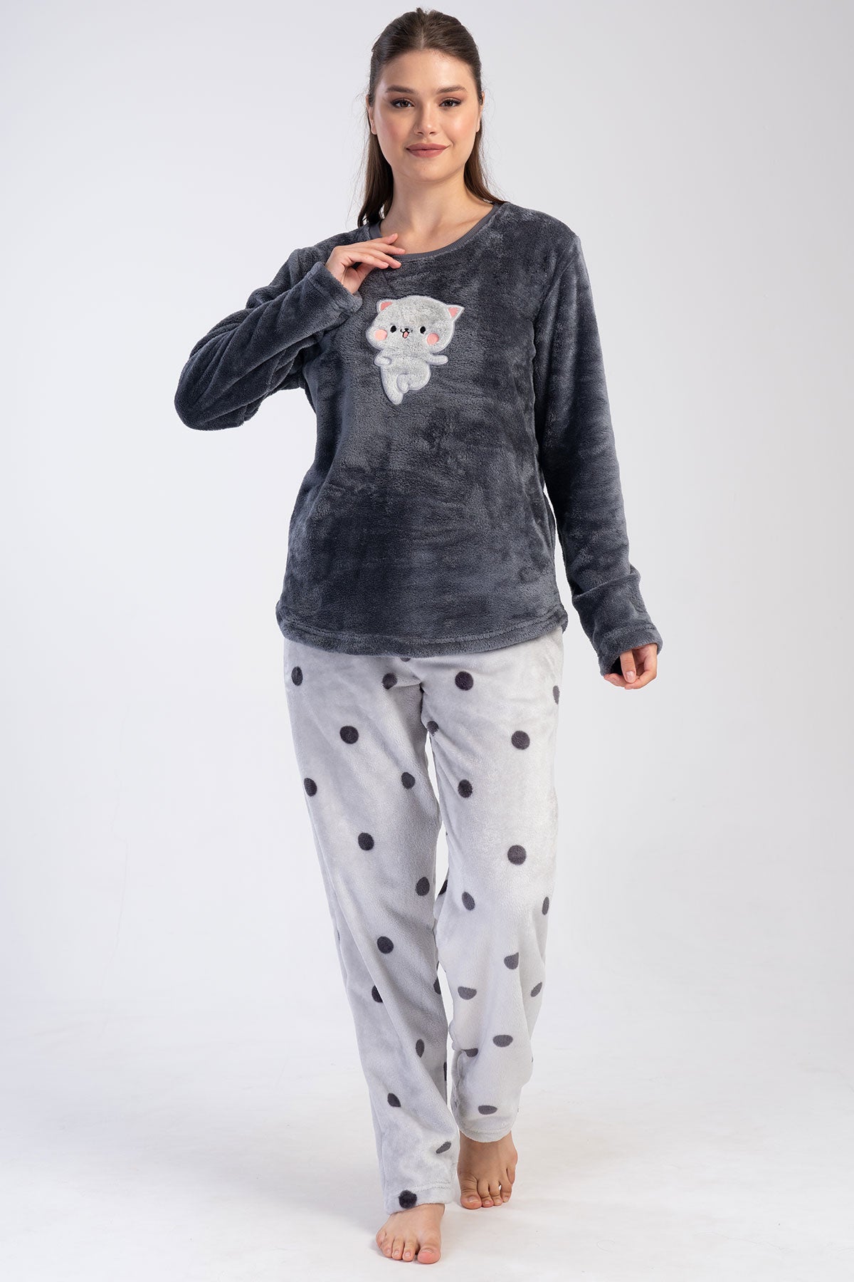 KADIN SOFT XXL O YAKA UZUN KOL ETEGI OVAL CEPLI PIJAMA TAKIM 403155